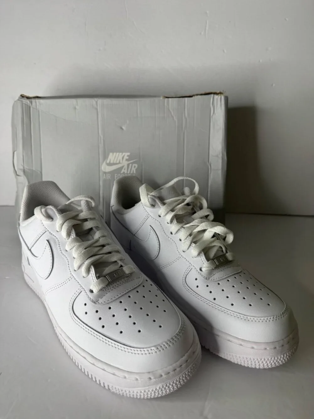 NIB Nike Air Force 1 '07 All White Sneakers Women's US 10 EU 40
